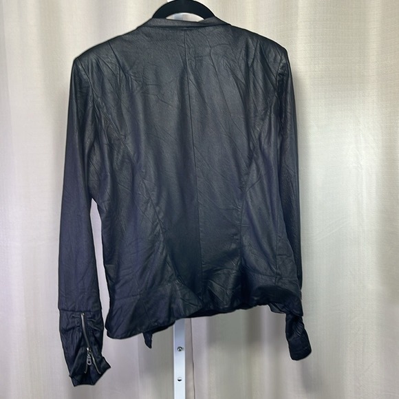 INC‎ International Concepts Faux Leather Black Moto Jacket Ruffle Front - Picture 2 of 8
